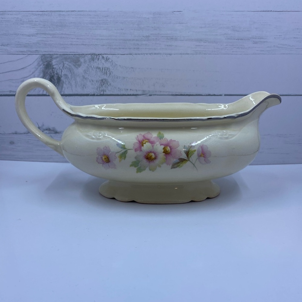 1940’s~HOMER LAUGHLIN~VIRGINIA ROSE~GRAVY BOAT~NO CHIPS/CRACKS~VERY NICE~USA~G13